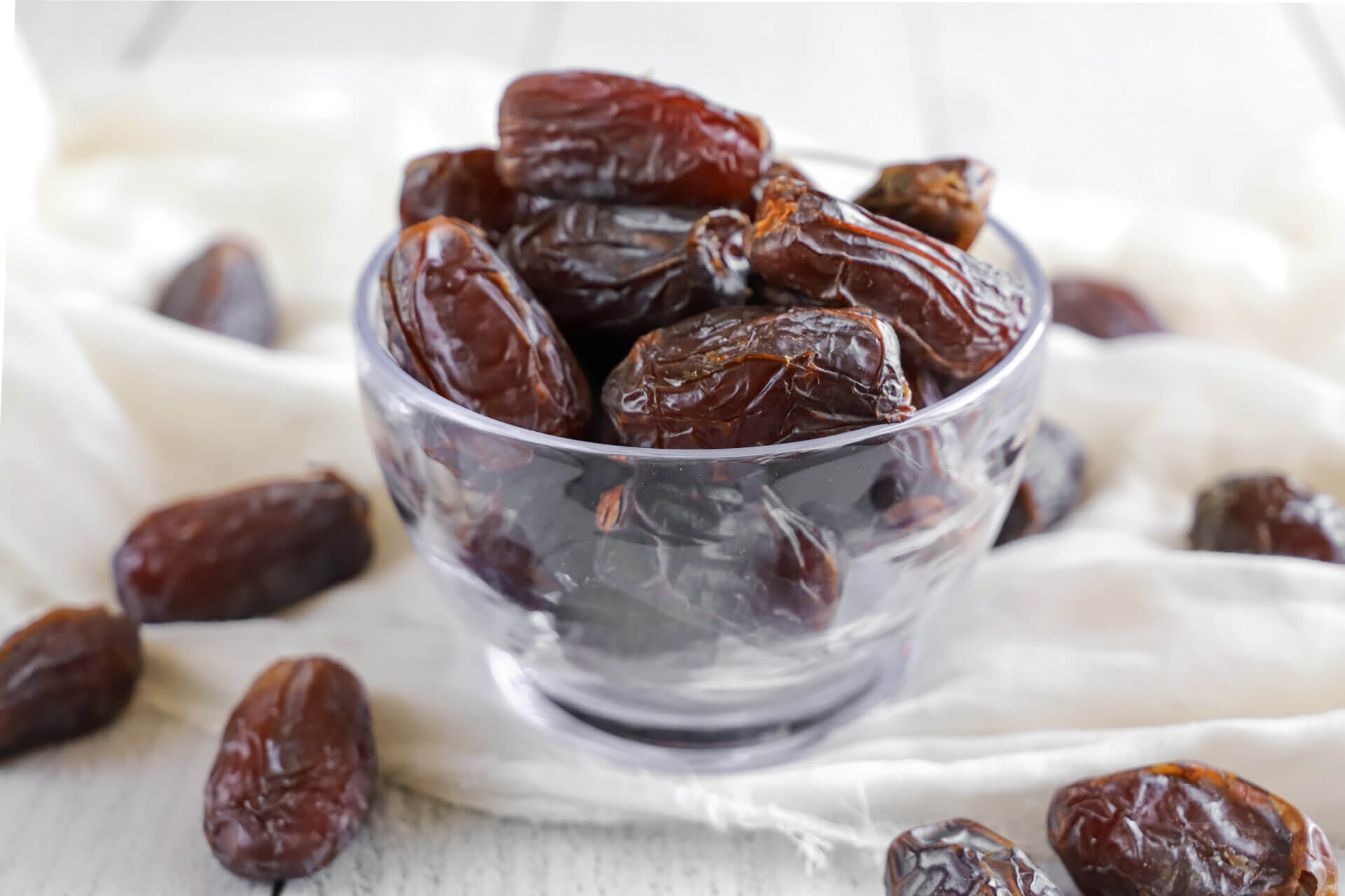 Dates series. Финики меджул или иранские. Royal Dates. Dates al Tahhan. Dates with Walnut Nakheel Aya.